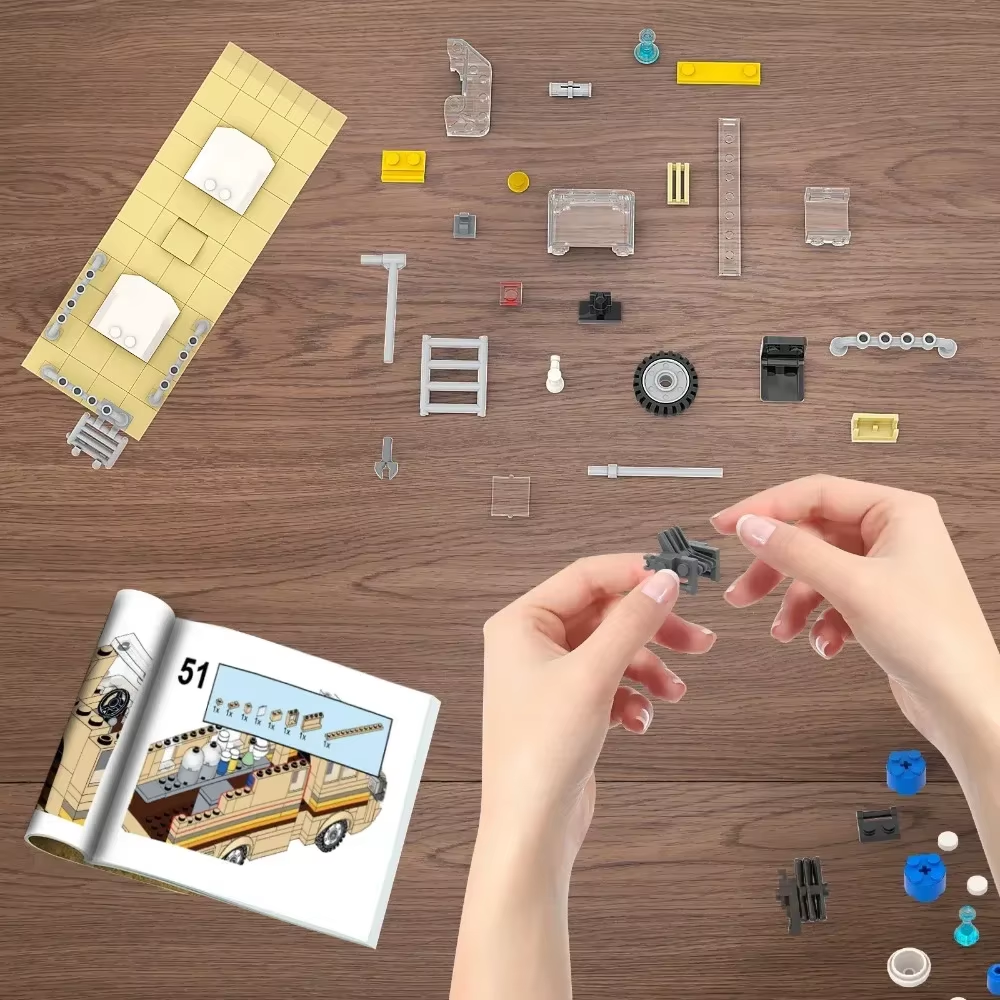 Technical 360Pcs Movie MOC Breaking Bad RV Bus Car Model Building Blocks Edacational Brick Toys for Children Birthday Gift