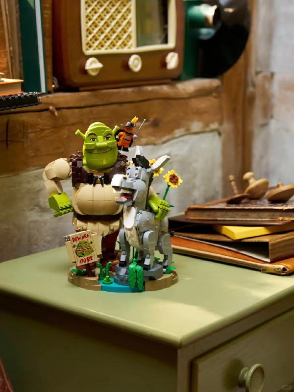 Friene HOTTOYS Fantasy Story Monster Donkey Kitten Character Building Blocks Kit DIY Assembly Model Bricks Toy Christmas Gifts